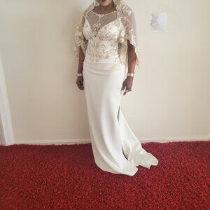 Fashion Bridal Capes Cloaks Shawl Sleeveless Lace Jackets Wrap Appliques